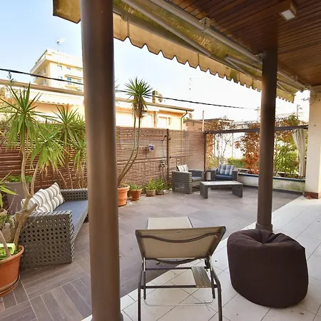 Tasso Con Ampio Terrazzo Apartmán Llido Degli Estensi
